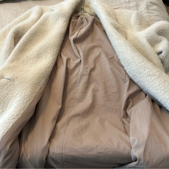 LOFT Cream Herringbone Faux Fur Midi one button coat size XS - Picture 10 of 10